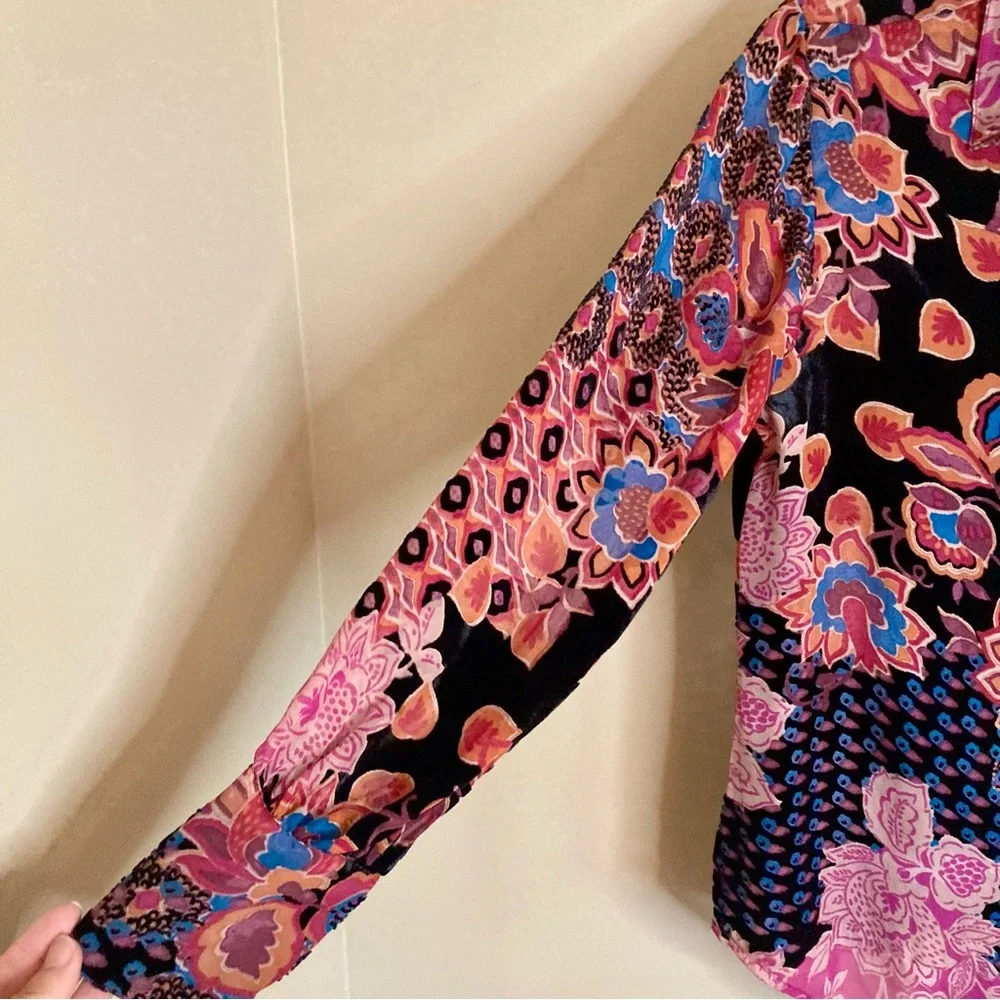 NEW Johnny Was Yrene Burnout Blouse Alvarado w/ Tank Top Velvet Silk Black Sz S - Picture 7 of 16